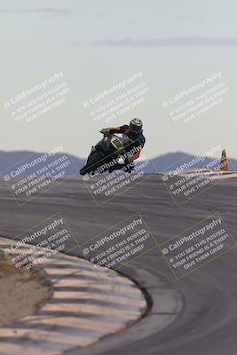 media/Sep-21-2025-Race Pace (Sun) [[98bf33ef95]]/Non Verified/1-Turns 9 and 10 (8am)/